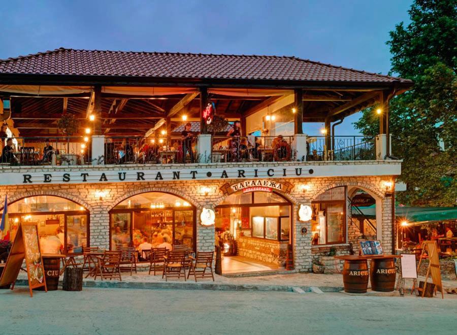 Hotel Iceberg Balchik Exterior photo